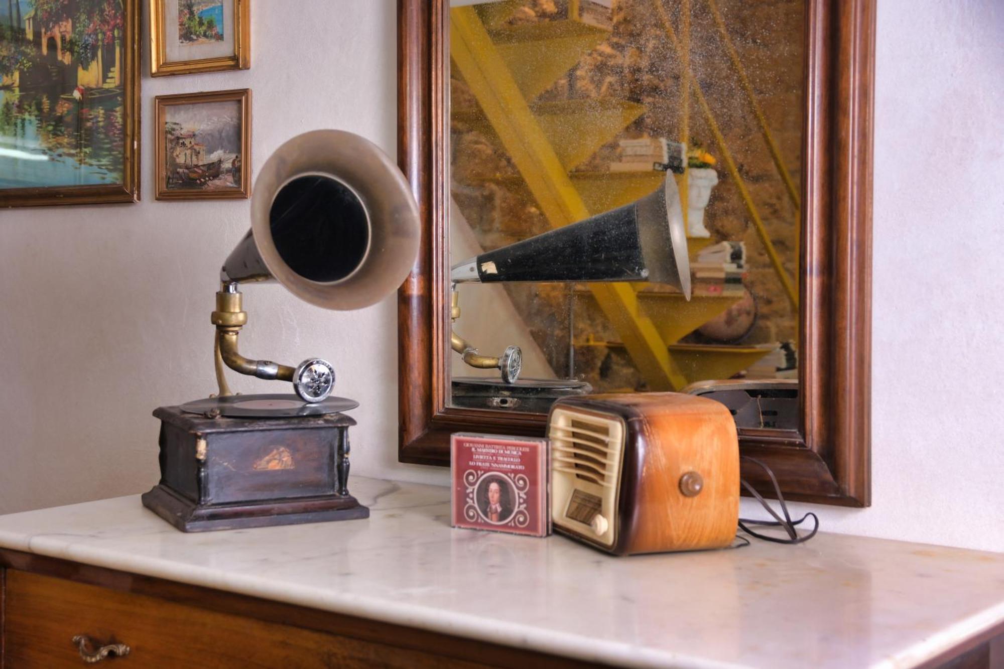 Carlito'S House- Un'Intera Casa Al Centro Storico Apartment Napoli Ngoại thất bức ảnh